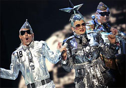 They were robbed! Ukraine's drag queen and friends