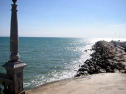 The sea, the rocks, the sky.... ah....